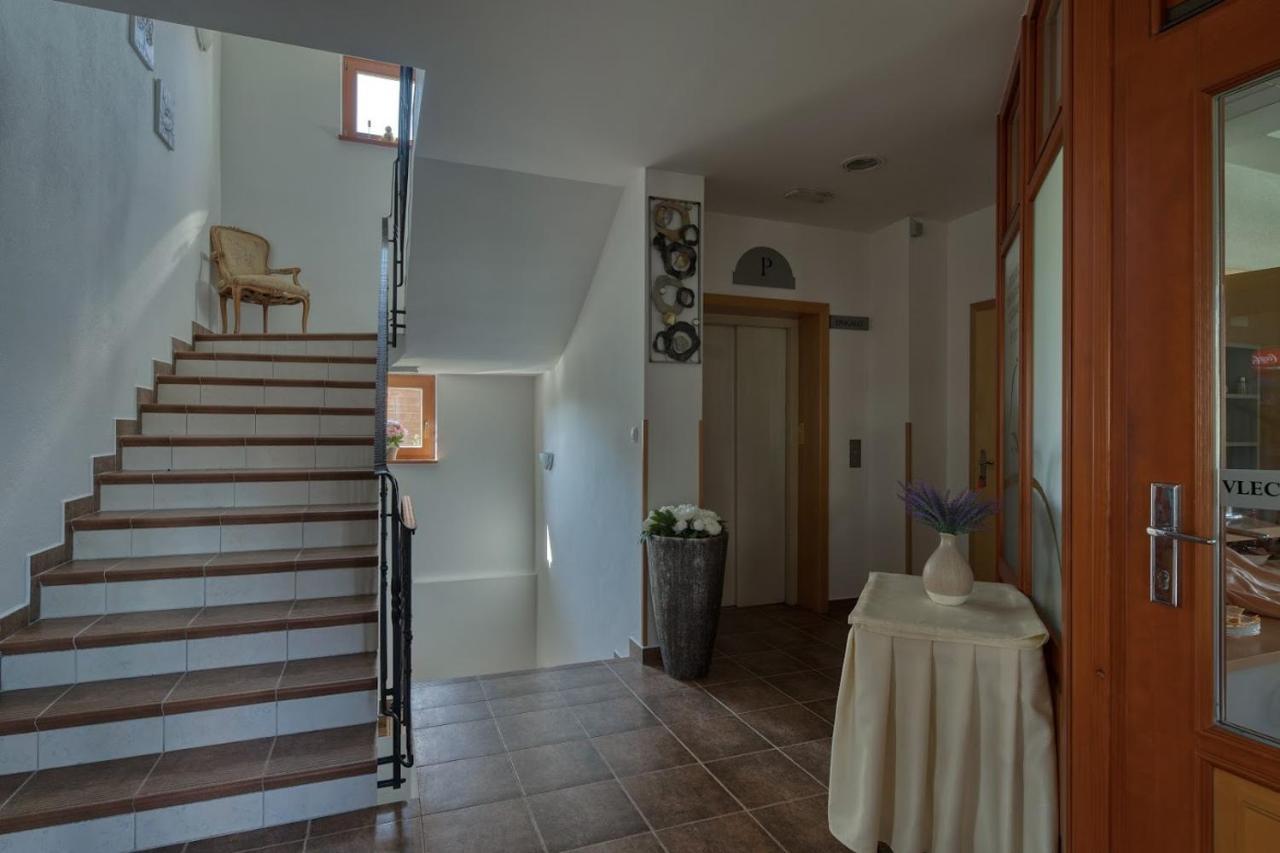 Garni Hotel Zvon Зрече Екстер'єр фото