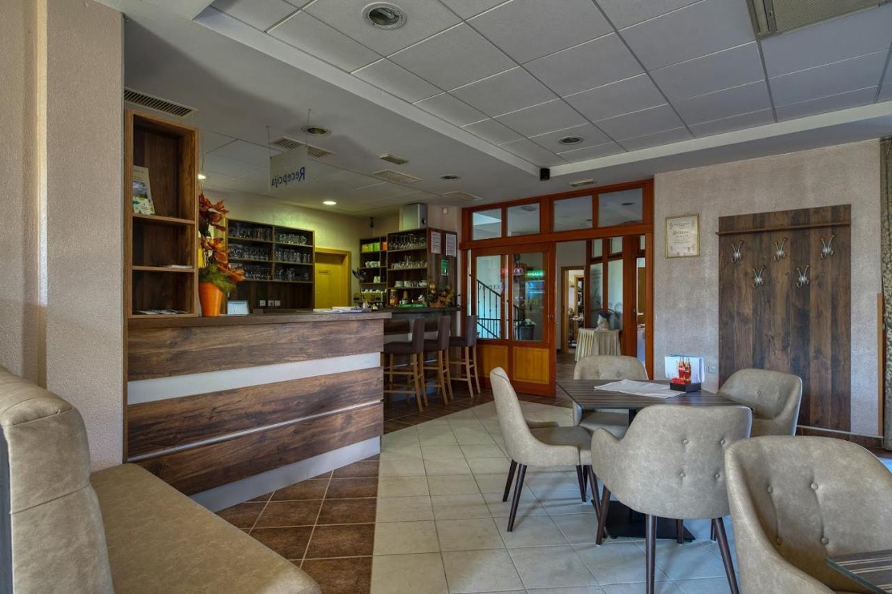 Garni Hotel Zvon Зрече Екстер'єр фото
