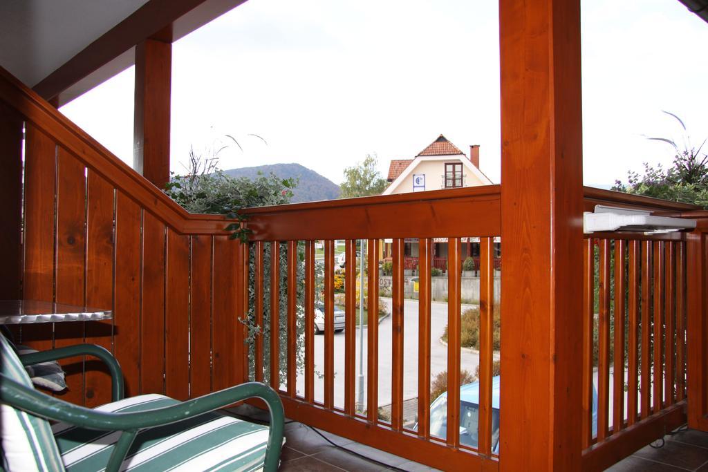 Garni Hotel Zvon Зрече Екстер'єр фото