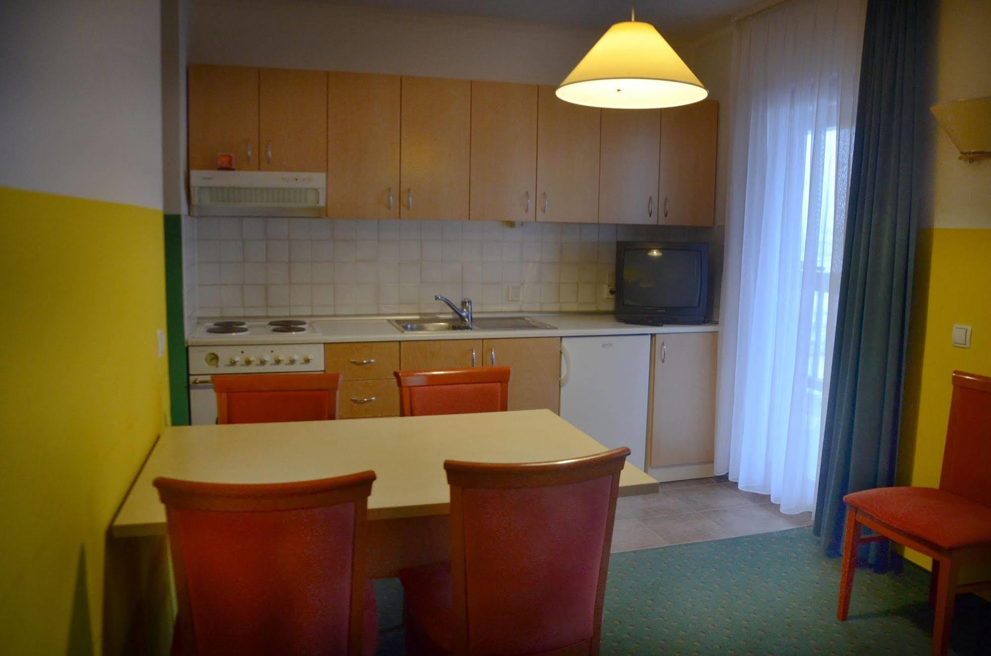 Garni Hotel Zvon Зрече Екстер'єр фото
